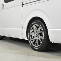6937 9型ハイエース スーパーGL   2WD 2,800CC ディーゼル車 4ナンバー 2/5人乗りのサムネイル
