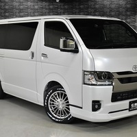 6934 9型ハイエース スーパーGL ダークプライムⅡ  2WD 2,000CC ガソリン車 4ナンバー 2/5人乗りのサムネイル