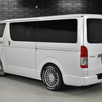 6934 9型ハイエース スーパーGL ダークプライムⅡ  2WD 2,000CC ガソリン車 4ナンバー 2/5人乗りのサムネイル