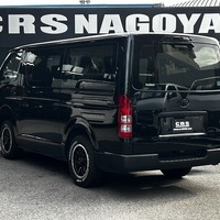 6813.令和8年式 ハイエースバン DX 2WD 2,800cc ディーゼル車 走行5キロ 新車未登録のサムネイル