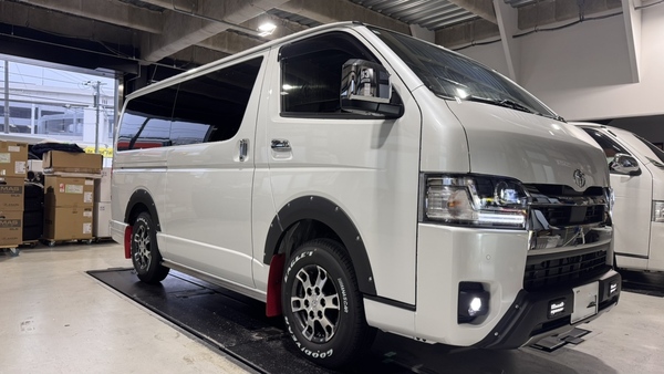 【CRS横浜店】　ハイエース9型　スピーカー交換　カスタム