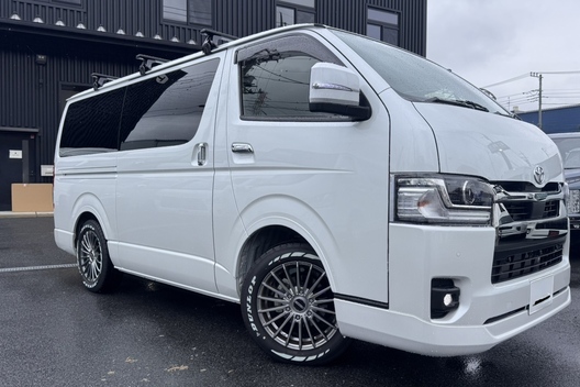 【CRS横浜店】　ハイエース9型　スピーカー交換+オフロードカスタム　サムネイル
