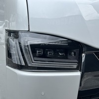 6946.令和8年式 9型ハイエースバン スーパーGL 2WD 2,800cc ディーゼル車 走行9キロ 新車未登録のサムネイル