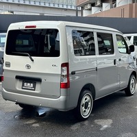 6376.令和8年式 タウンエースバン GL 寒冷地仕様 2WD 1,500cc ガソリン車 走行14キロ 新車未登録のサムネイル