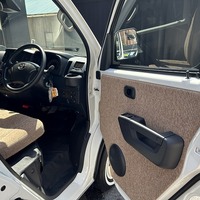 6376.令和8年式 タウンエースバン GL 寒冷地仕様 2WD 1,500cc ガソリン車 走行14キロ 新車未登録のサムネイル