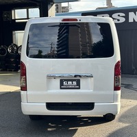7118.平成30年式 ハイエース スーパーGL 2WD 2,800cc ディーゼル車 走行7.2万キロ 検査1年付きのサムネイル