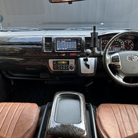 7118.平成30年式 ハイエース スーパーGL 2WD 2,800cc ディーゼル車 走行7.2万キロ 検査1年付きのサムネイル
