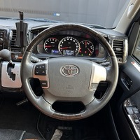 7118.平成30年式 ハイエース スーパーGL 2WD 2,800cc ディーゼル車 走行7.2万キロ 検査1年付きのサムネイル