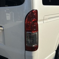 7118.平成30年式 ハイエース スーパーGL 2WD 2,800cc ディーゼル車 走行7.2万キロ 検査1年付きのサムネイル