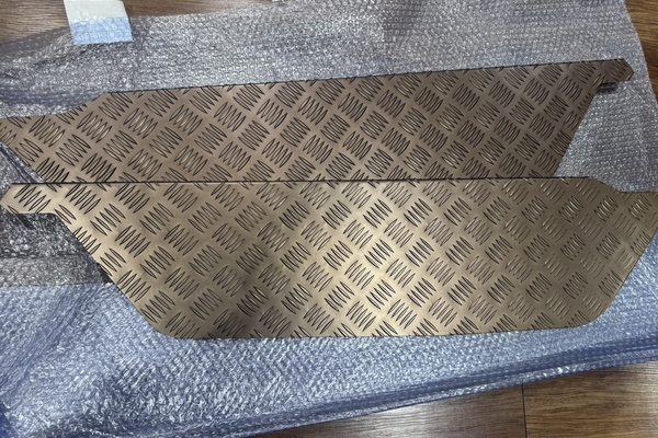 【CRS 名古屋】Ｎ0010アウトレット商品　アルミステップカバーセカンドPS用LOW左右セット　ブロンズ（廃番カラー）のサムネイル