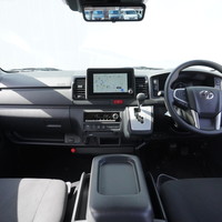 7018　オリジナルPKG　ハイエース　スーパーGL　2WD　2800cc　ディーゼル車　5人乗りのサムネイル