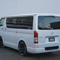 6942　CRSPKG　ハイエース　スーパーGL　2WD　2800cc　ディーゼル車　5人乗りのサムネイル