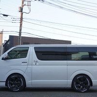 6942　CRSPKG　ハイエース　スーパーGL　2WD　2800cc　ディーゼル車　5人乗りのサムネイル