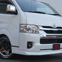 7307　令和7年式　ハイエース　ワゴンGL　内装架装　2WD　2700cc　ガソリン車　10人乗り　0.8万kmのサムネイル
