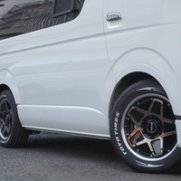 7307　令和7年式　ハイエース　ワゴンGL　内装架装　2WD　2700cc　ガソリン車　10人乗り　0.8万kmのサムネイル