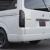 7307　令和7年式　ハイエース　ワゴンGL　内装架装　2WD　2700cc　ガソリン車　10人乗り　0.8万kmのサムネイル