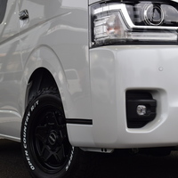 6676  9型ハイエース ワゴンGL  4WD 2,700cc(ガソリン車) 5人乗車 17kmのサムネイル