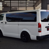 7210　令和4年式 ハイエースバン DX-GLパッケージ 2WD 2,800cc(ディーゼル車) 2/5人乗車 4万kmのサムネイル