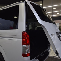 6939  9型ハイエースバン スーパーGL 2WD 2800cc(ディーゼル車)5人乗りのサムネイル