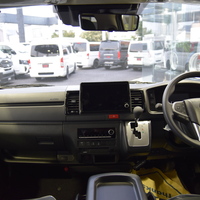 6939  9型ハイエースバン スーパーGL 2WD 2800cc(ディーゼル車)5人乗りのサムネイル