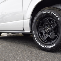6676  9型ハイエース ワゴンGL  4WD 2,700cc(ガソリン車) 5人乗車 17kmのサムネイル