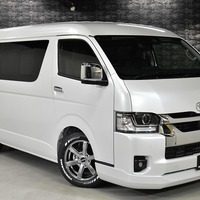 6512  9型ハイエース ワゴンGL 2WD 2,700CC ガソリン車 3ナンバー 10人乗りのサムネイル