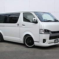 6947　9型ハイエース スーパーGL 2WD 2800cc　ディーゼル車　5人乗りのサムネイル