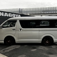 7283. 平成27年式 ハイエース  ワゴンGL 2WD 2,700㏄ ガソリン車 10人乗り 走行15.2万キロ 車検令和10年3月のサムネイル