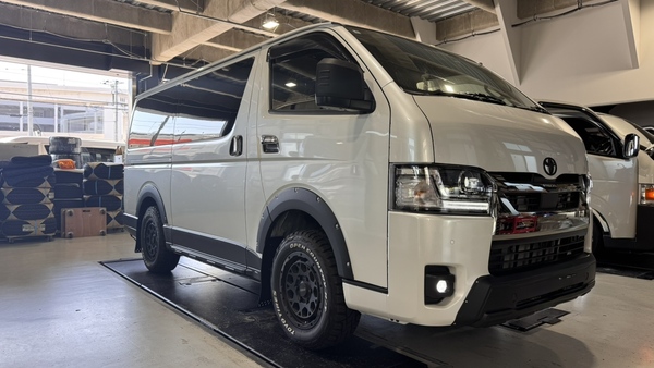 【CRS横浜店】　ハイエース9型　オフロード化カスタム＆乗り心地改善