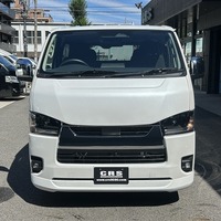 6944.令和8年式 9型ハイエースバン スーパーGL 2WD 2,800cc ディーゼル車 走行11キロ 新車未登録のサムネイル