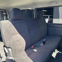 7008.令和8年式 9型ハイエースバン スーパーGL 2WD 2,800cc ディーゼル車 走行4キロ 新車未登録のサムネイル