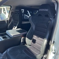 7250. 令和8年式 ハイエース DX 2WD 2,800㏄ ディーゼル車 16人乗り 走行0.3万キロ 車検令和10年5月のサムネイル