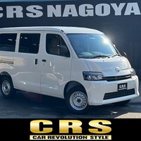 6147.令和8年式 タウンエースバン GL 4WD 1,500cc ガソリン車 走行19キロ 新車未登録のサムネイル