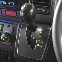 7242 令和3年式 ハイエース スーパーGL ダークプライムⅡ  2WD 2,700cc (ガソリン車)  2/5人乗車 4.0万km 車検:令和9年8月31日のサムネイル