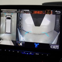 7242 令和3年式 ハイエース スーパーGL ダークプライムⅡ  2WD 2,700cc (ガソリン車)  2/5人乗車 4.0万km 車検:令和9年8月31日のサムネイル