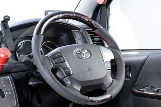 ステアリングをお探しならこちらサムネイル