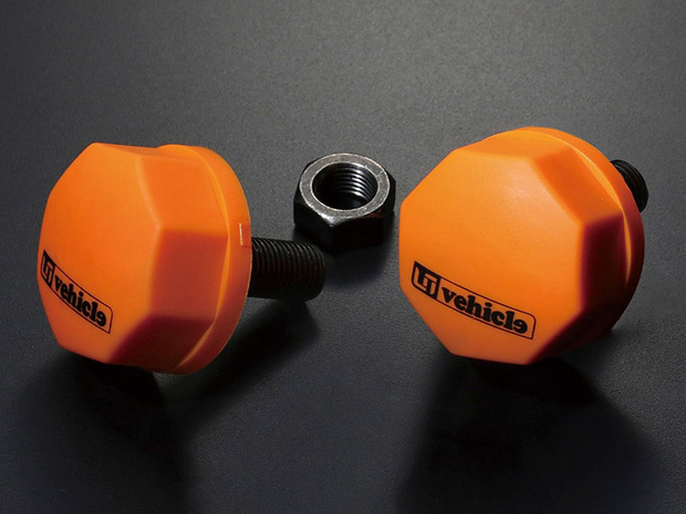 UI　2WD / 4WD　フロントバンプストップ【代引不可】