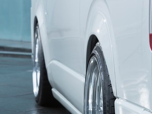 ES　オーバーフェンダー(25mm)　ABS製 ■ハイエース/レジアスエース 全車対応