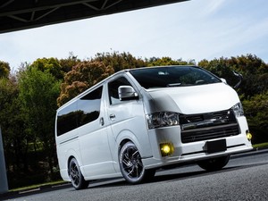 ES　200系ハイエース　ナロー4〜7型用　フロントリップスポイラーVer.V　ABS製【代引不可】