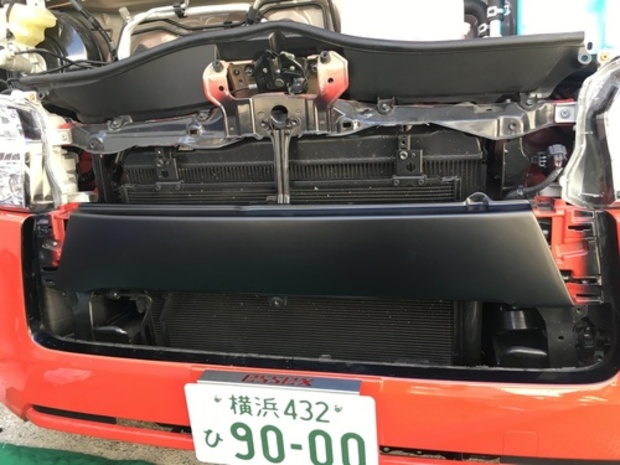 ES　QUATTRO　フロントグリル　未塗装FRP製 ■ハイエース標準　4型以降