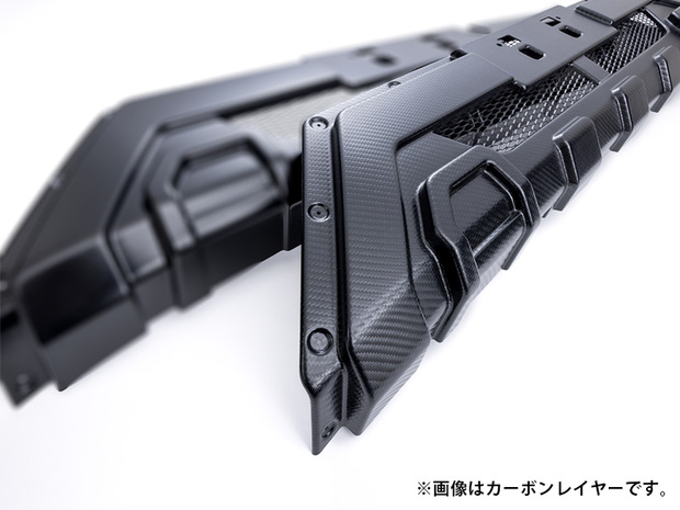 ESSEX フロントバンパーガード マットブラック/カーボンレイヤー ■キャラバン 3型用
